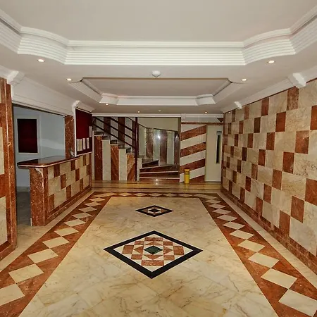 Euro 7 Apartment